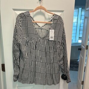 NWT! Michelle McDowell Navy & White Striped Women's Top